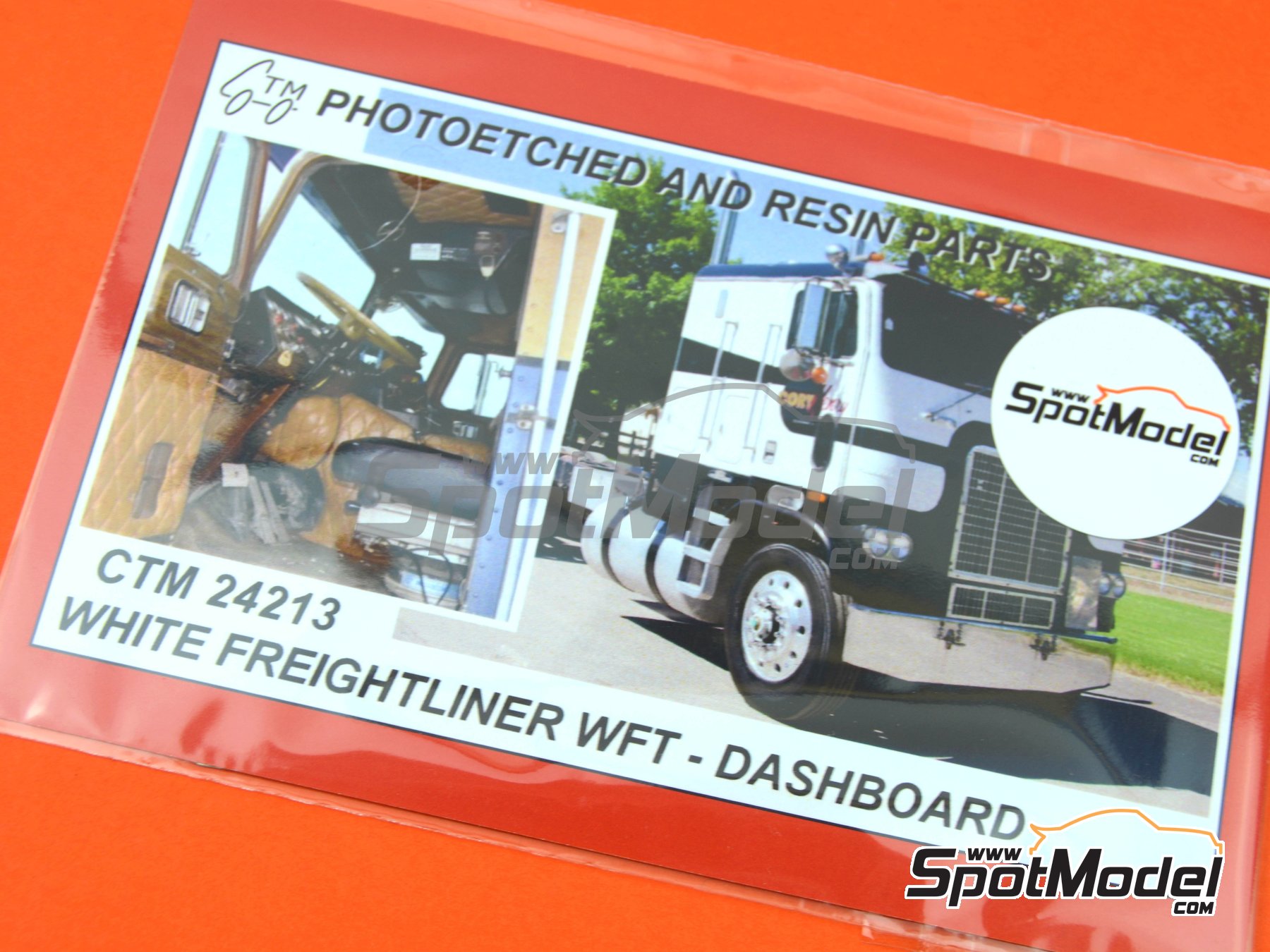 Czech Truck Model CTM24213: Dashboard 1/25 scale - White